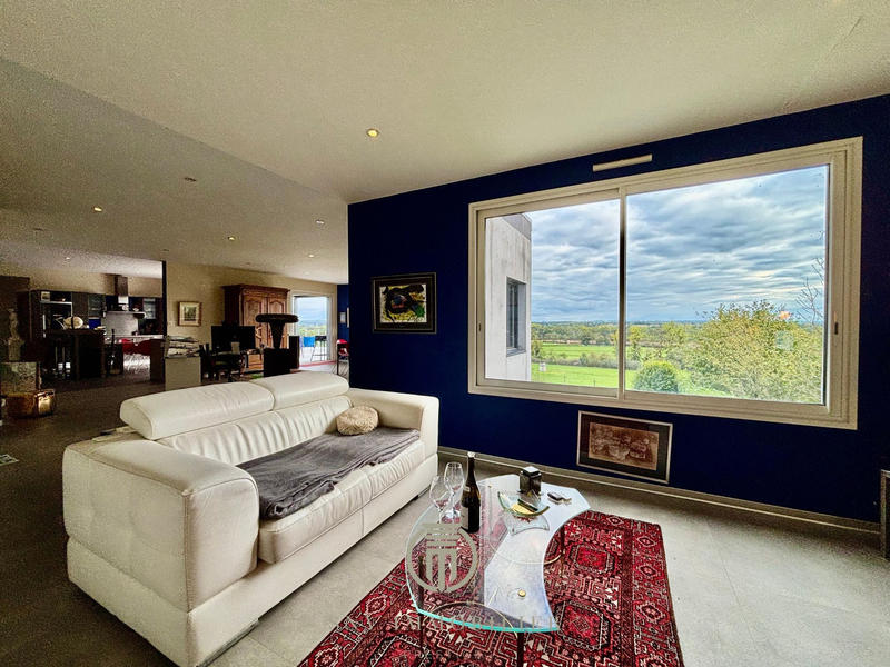 Villa - 200 m² - 7 pièces