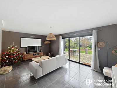 Maison - 141 m² - 5 pièces