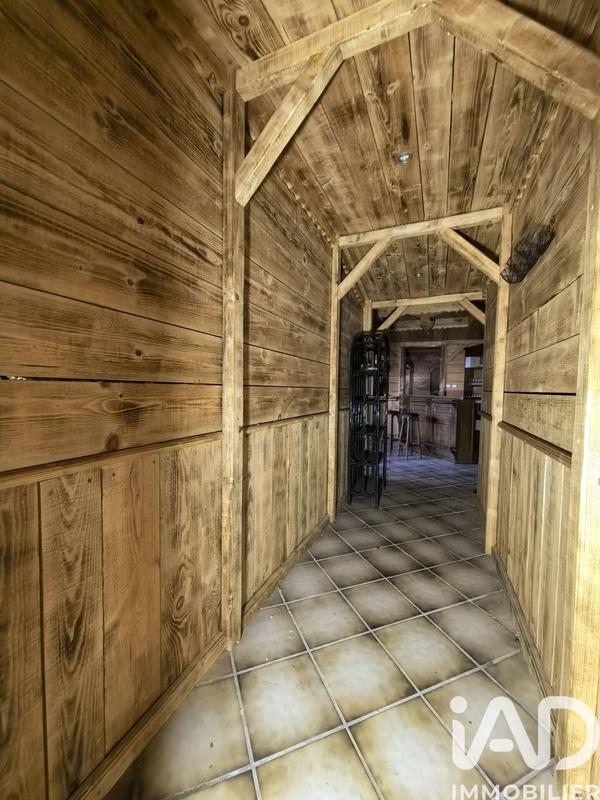 Maison - 332 m² - 11 pièces