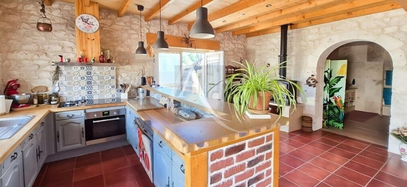 Maison - 180 m² - 6 pièces