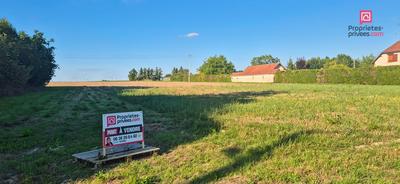 Terrain constructible - 2 439 m²