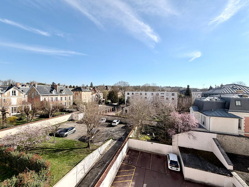 Appartement - 86 m² - 4 pièces