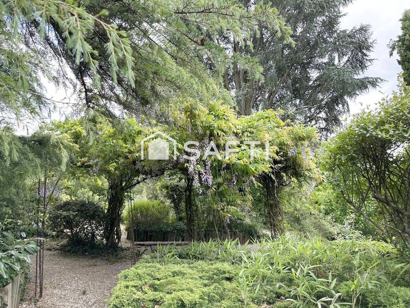 Maison - 167 m² - 6 pièces