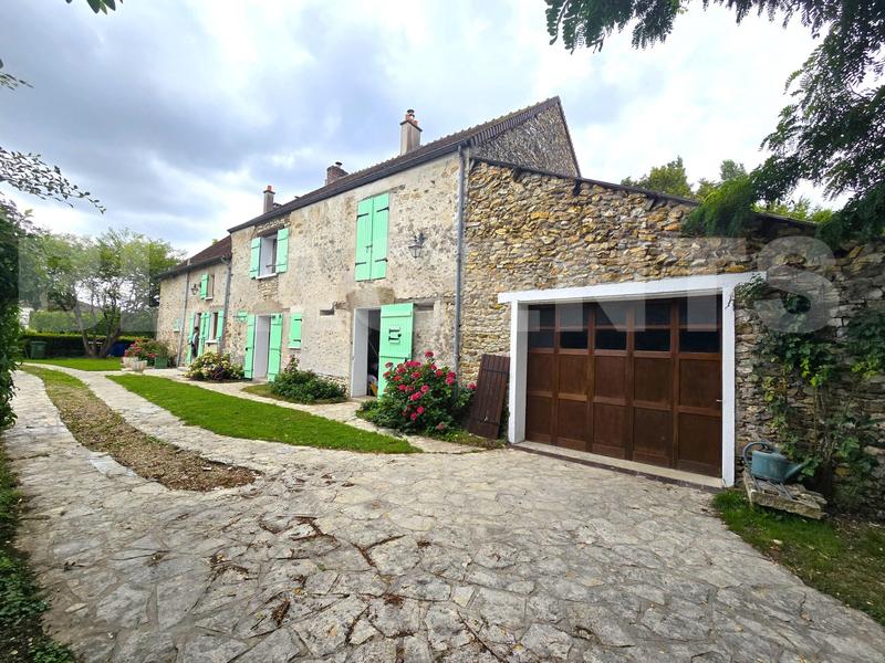Maison en pierre - 135 m² - 6 pièces