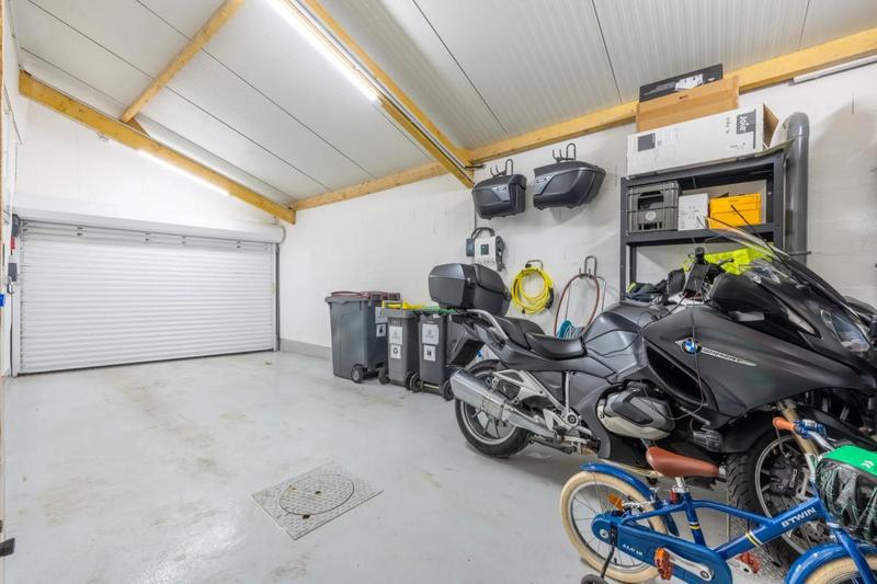 Maison - 166 m² - 6 pièces