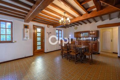 Maison - 102 m² - 5 pièces