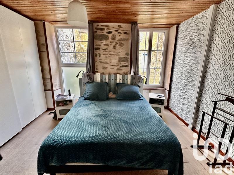 Maison - 205 m² - 8 pièces