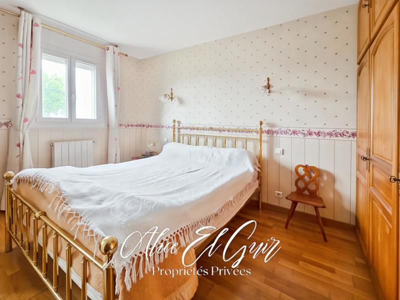 Maison - 158 m² - 5 pièces