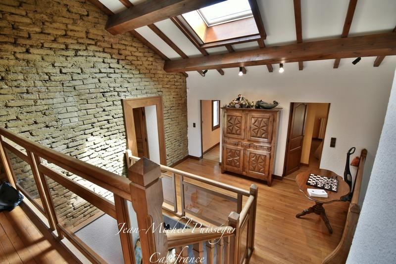 Maison bourgeoise - 220 m² - 10 pièces