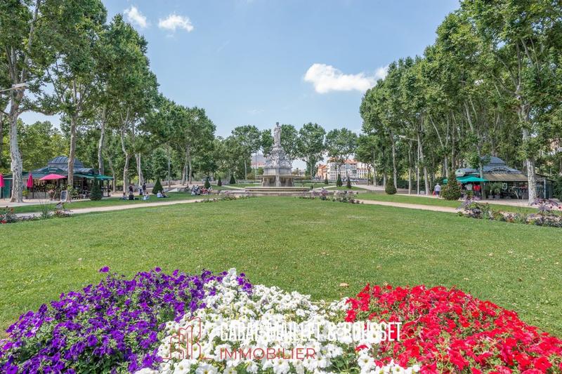 Appartement ancien - 114 m² - 4 pièces