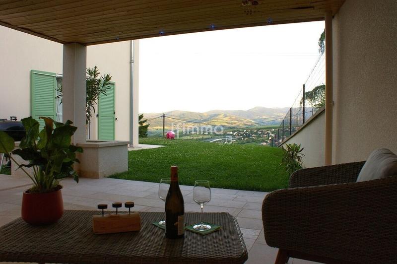 Maison - 140 m² - 5 pièces