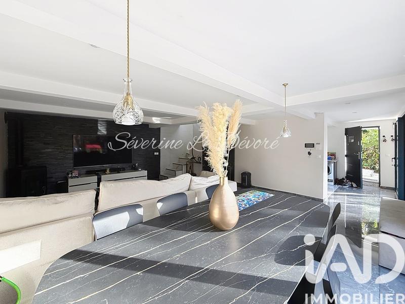 Maison - 114 m² - 5 pièces