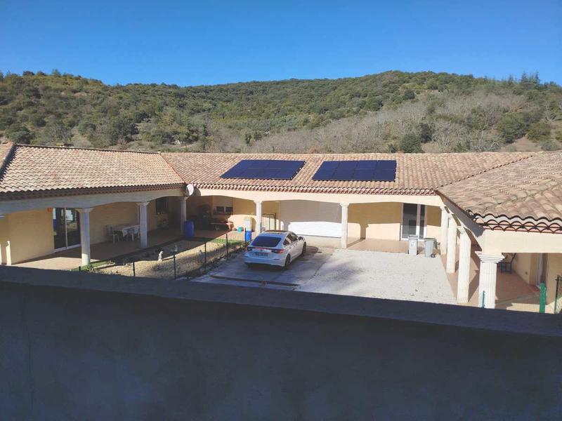 Maison - 260 m² - 12 pièces