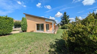 Maison - 88 m² - 4 pièces