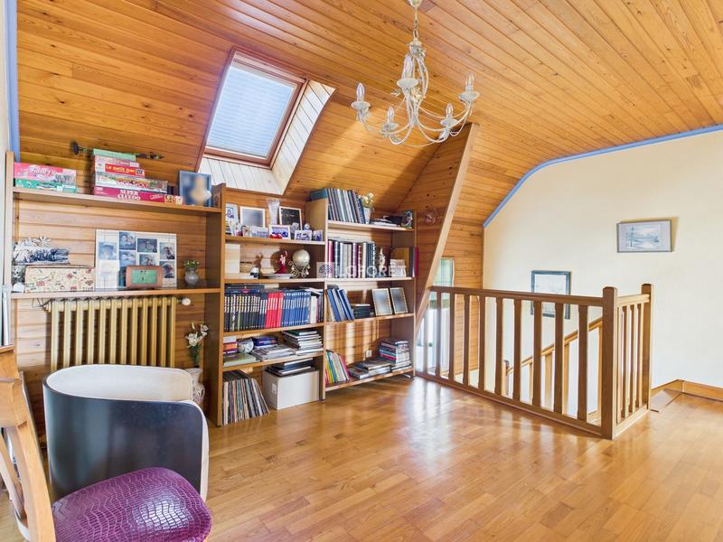 Maison - 152 m² - 6 pièces