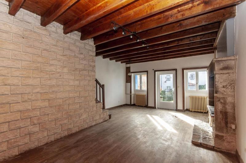 Maison - 190 m² - 7 pièces