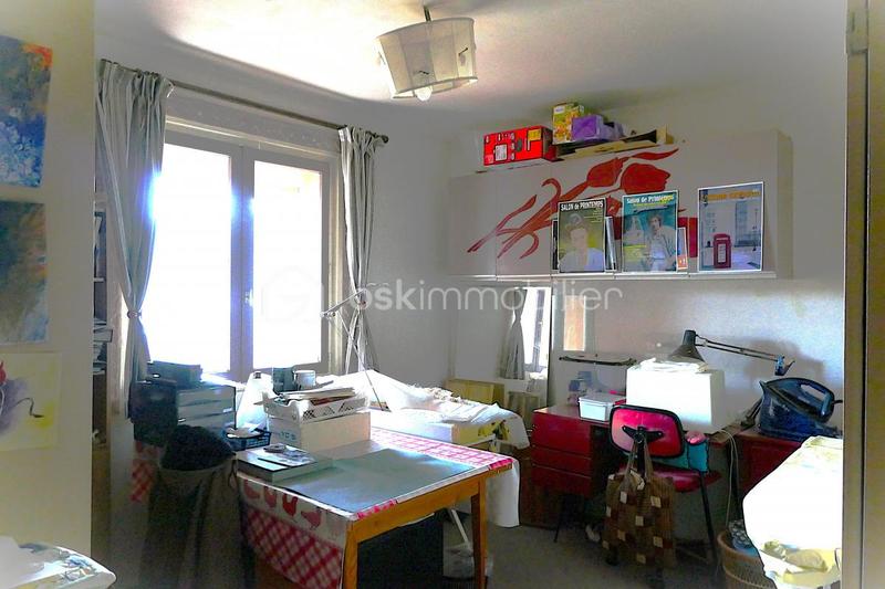 Maison traditionnelle - 169 m² - 6 pièces