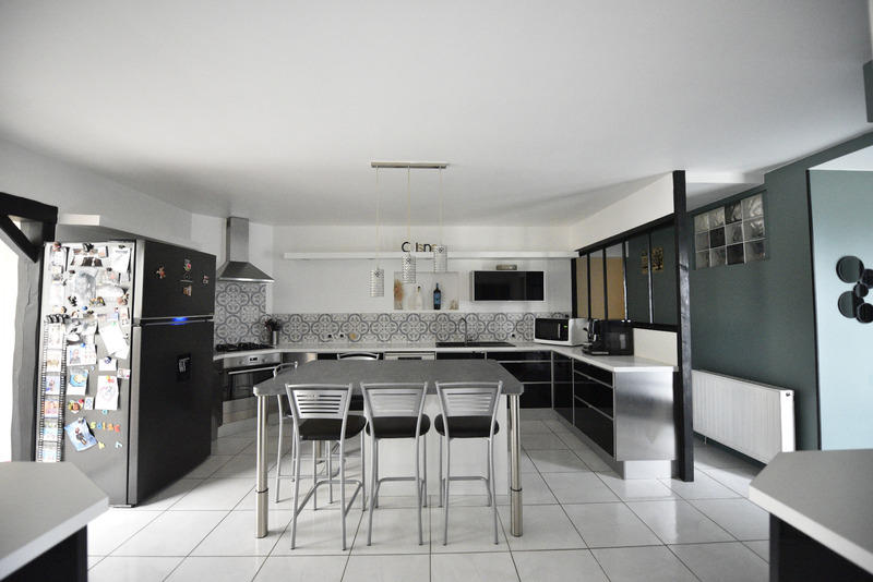 Maison - 165 m² - 7 pièces