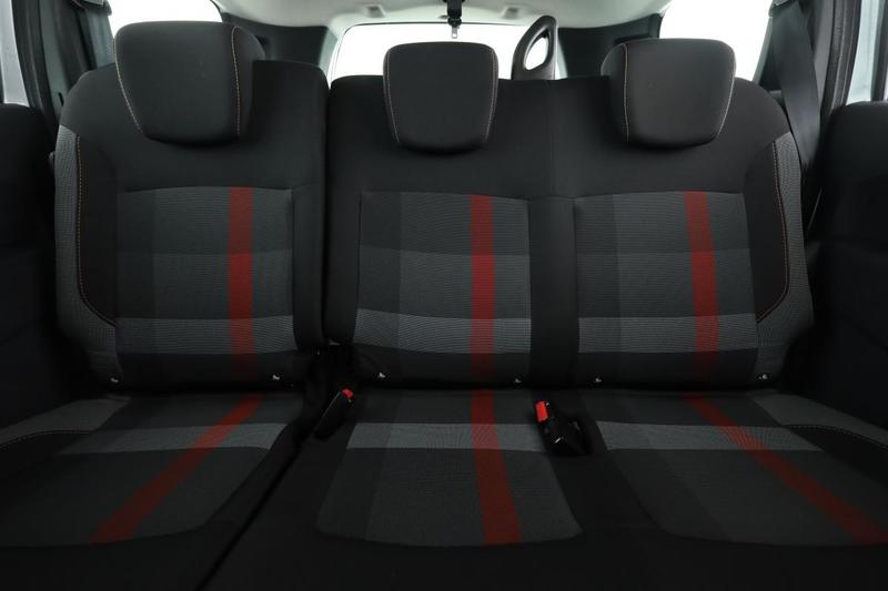 Dacia Lodgy 1.3 TCe Techroad 5pl 131 ch