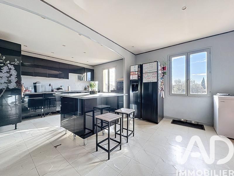 Maison - 191 m² - 8 pièces