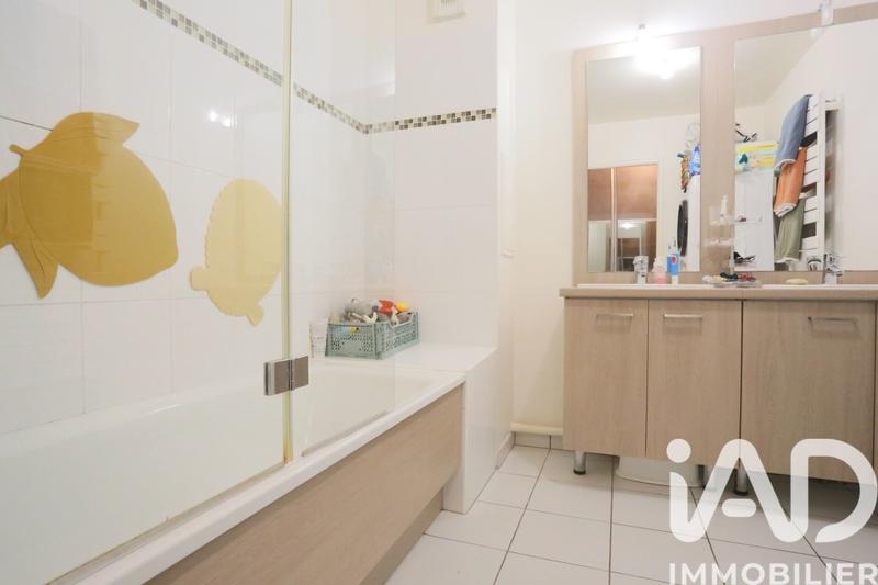 Appartement - 93 m² - 5 pièces