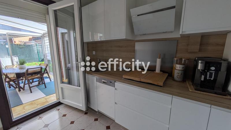 Maison - 85 m² - 5 pièces