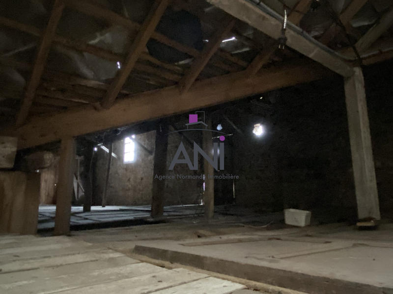 Maison - 94 m² - 6 pièces