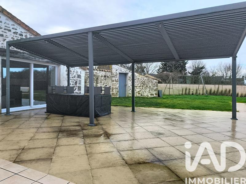 Maison - 189 m² - 7 pièces