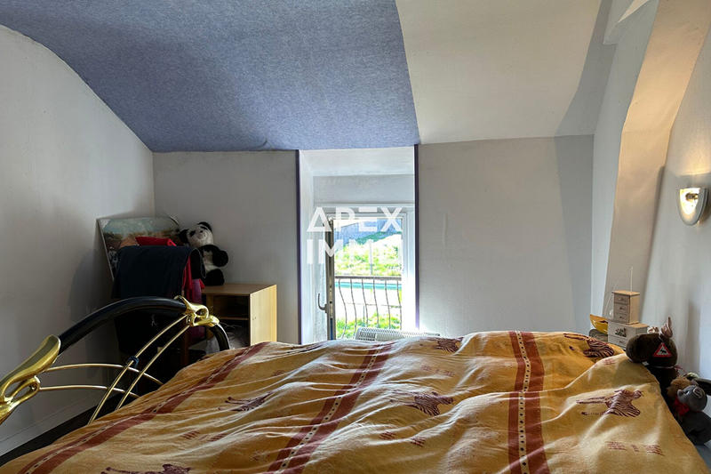 Local commercial - 124 m² - 5 pièces