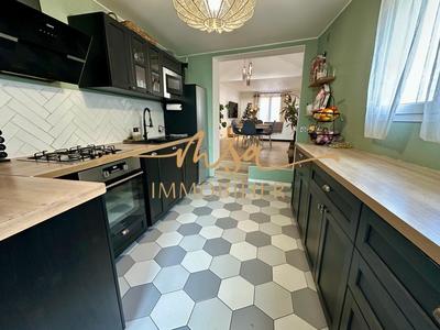 Maison - 72 m² - 4 pièces