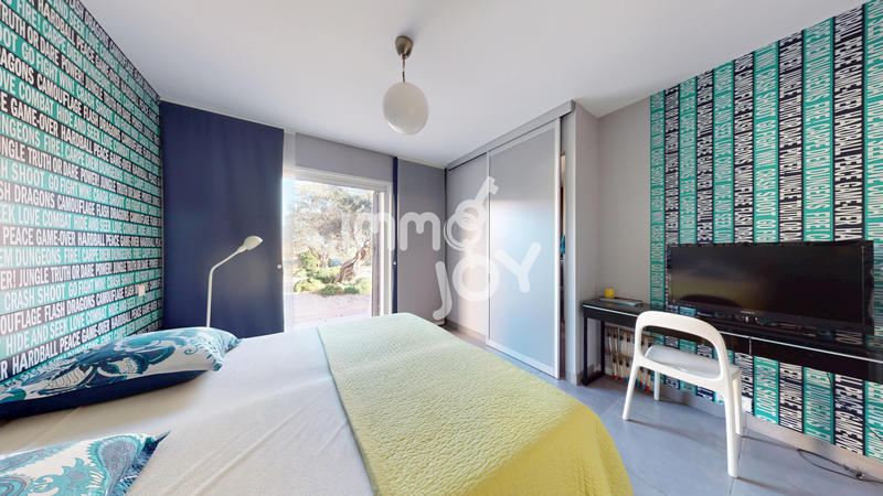 Maison - 183 m² - 5 pièces