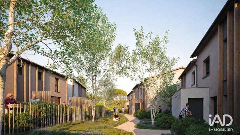 Maison - 93 m² - 4 pièces