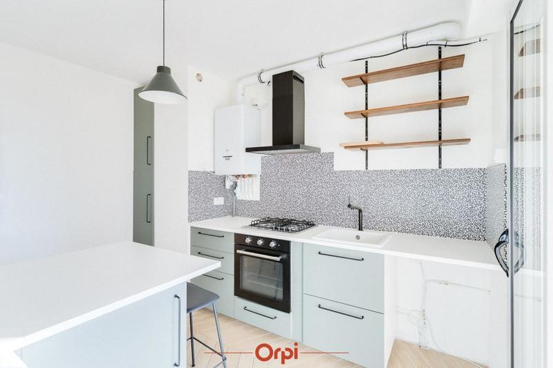 Appartement - 94 m² - 4 pièces