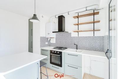 Appartement - 94 m² - 4 pièces