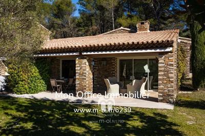 Propriété - 191 m² - 6 pièces