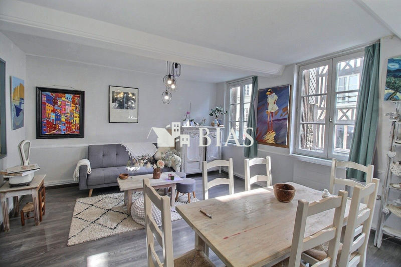 Duplex - 111 m² - 4 pièces