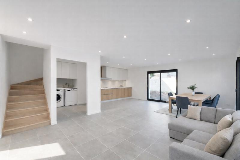 Maison - 96 m² - 4 pièces