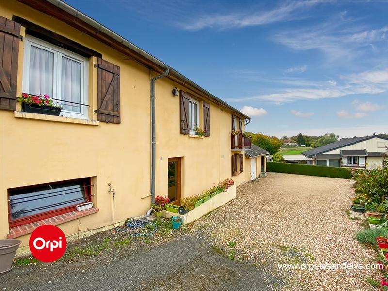 Maison - 80 m² - 4 pièces