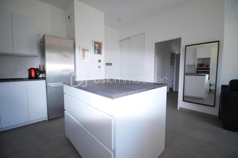 Appartement - 61 m² - 2 pièces