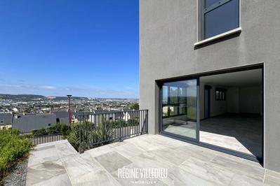 Maison - 197 m² - 5 pièces