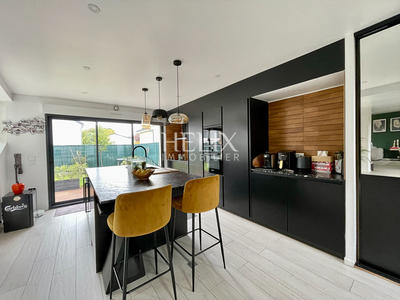 Maison - 188 m² - 5 pièces