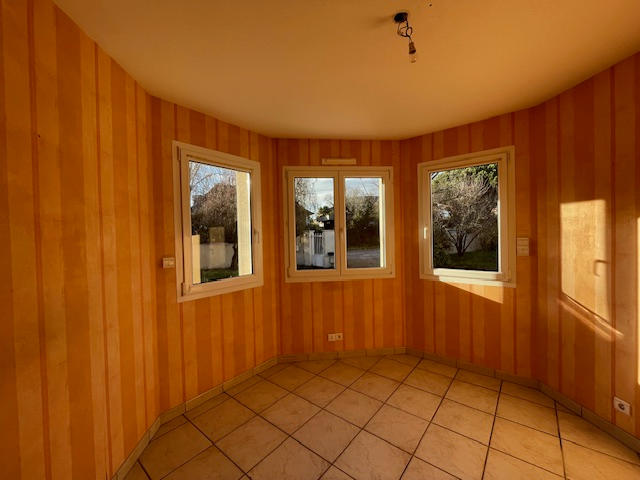 Maison - 215 m² - 7 pièces