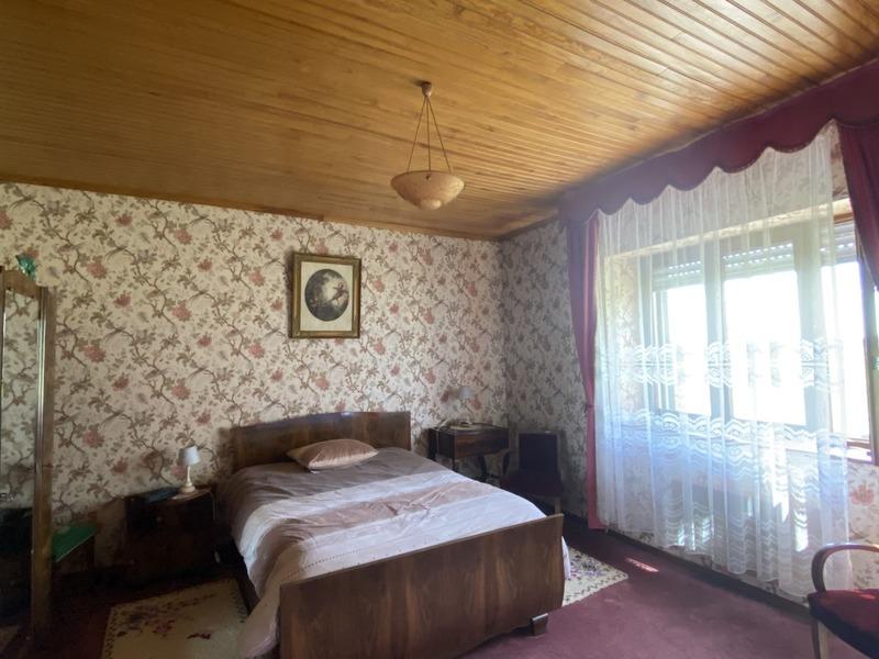 Propriété - 390 m² - 13 pièces