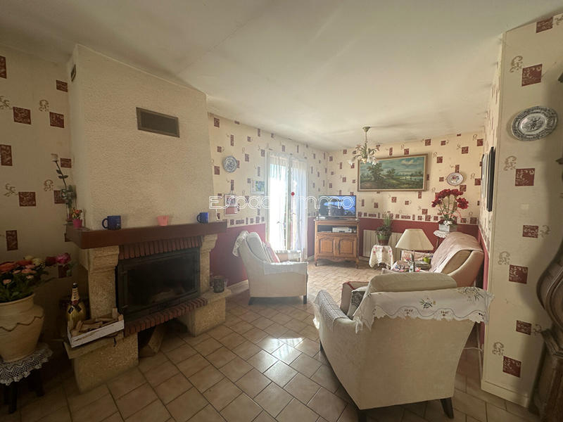 Maison - 81 m² - 5 pièces