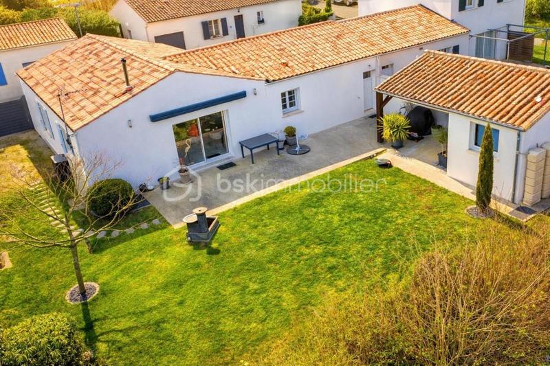 Maison traditionnelle - 97 m² - 4 pièces