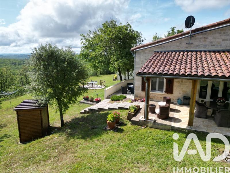 Maison - 183 m² - 6 pièces