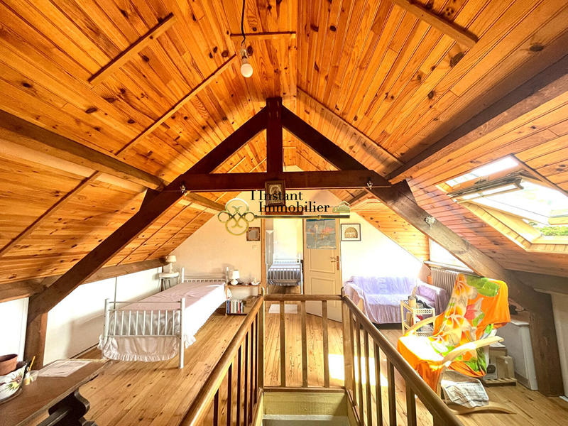 Maison - 94 m² - 5 pièces