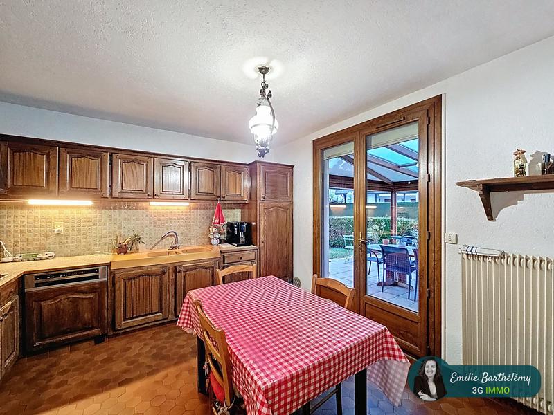 Maison - 138 m² - 6 pièces