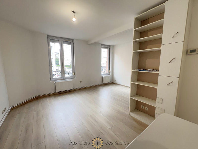 Appartement - 49 m² - 2 pièces