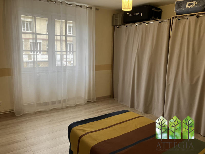 Maison - 175 m² - 8 pièces